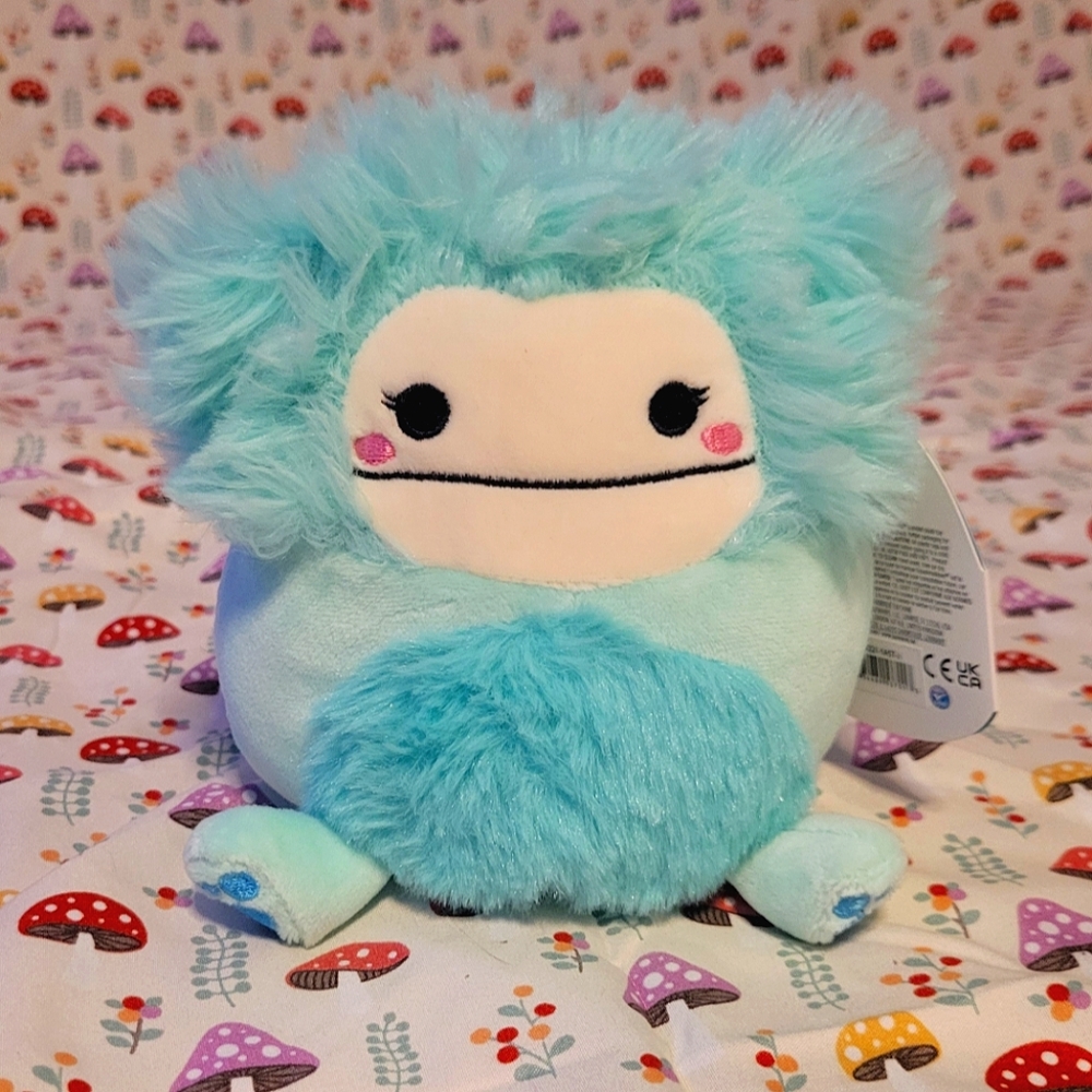 Squishmallows 5" Joelle plush